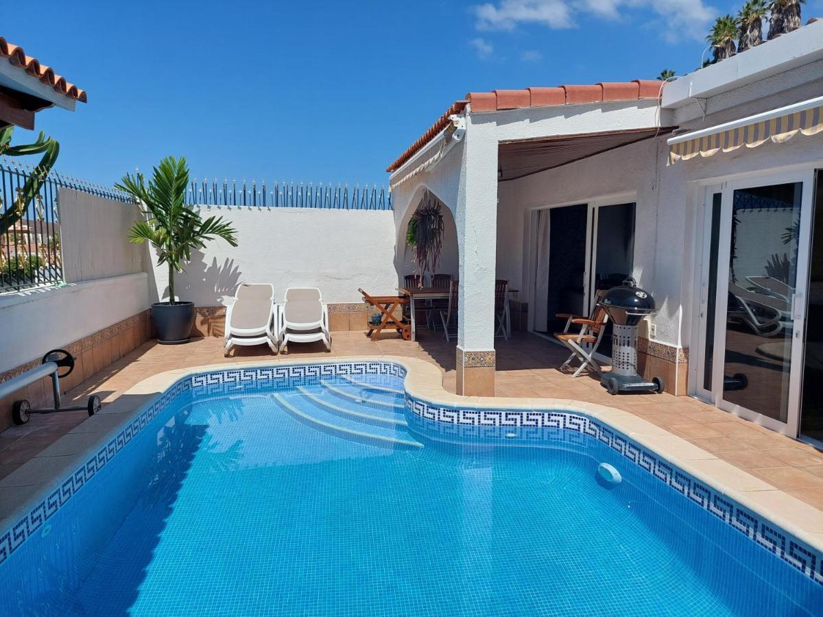 Beautiful Holiday Villa With Heated Private Pool, Los Cristianos Los Cristianos  Zewnętrze zdjęcie