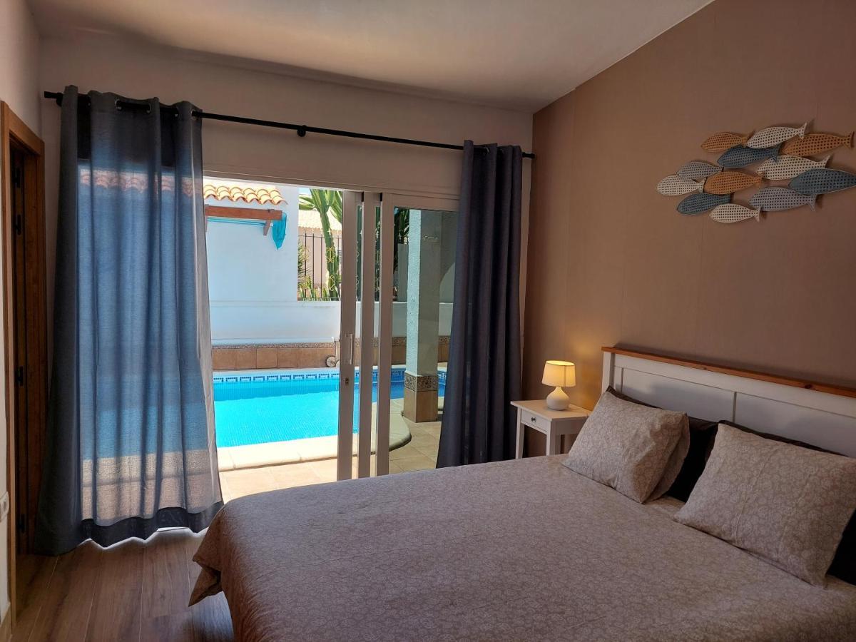Beautiful Holiday Villa With Heated Private Pool, Los Cristianos Los Cristianos  Zewnętrze zdjęcie