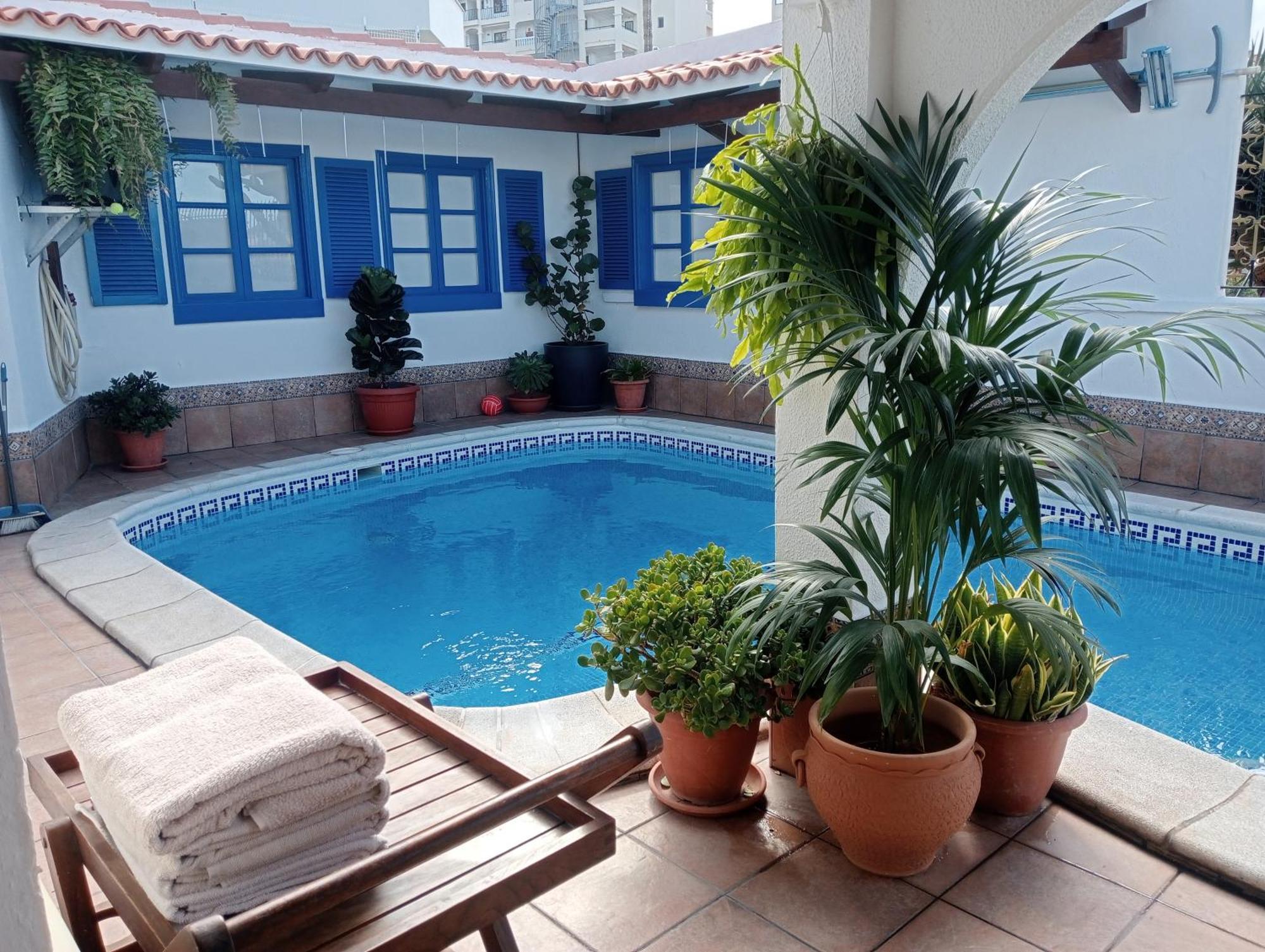 Beautiful Holiday Villa With Heated Private Pool, Los Cristianos Los Cristianos  Zewnętrze zdjęcie