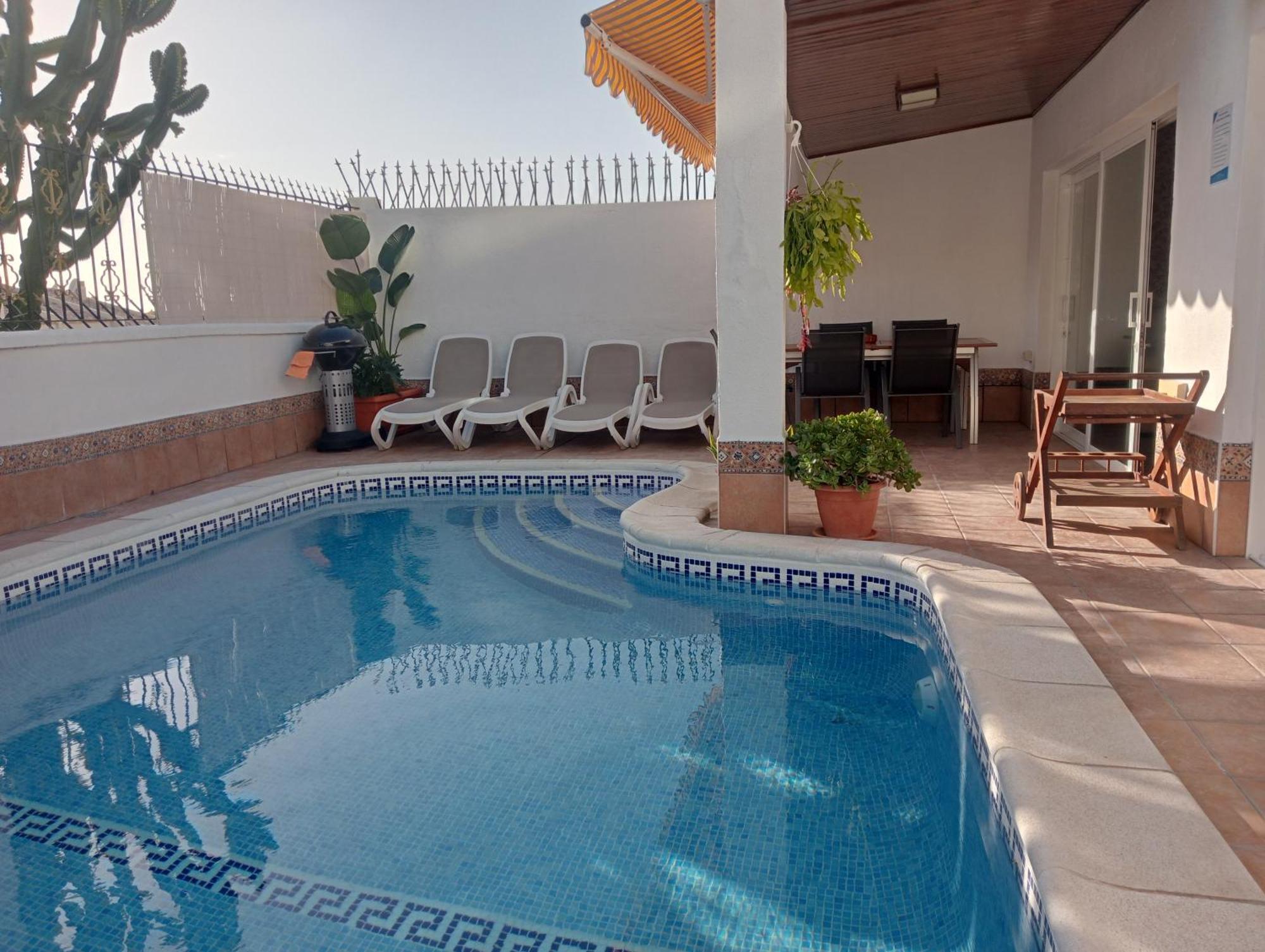 Beautiful Holiday Villa With Heated Private Pool, Los Cristianos Los Cristianos  Zewnętrze zdjęcie
